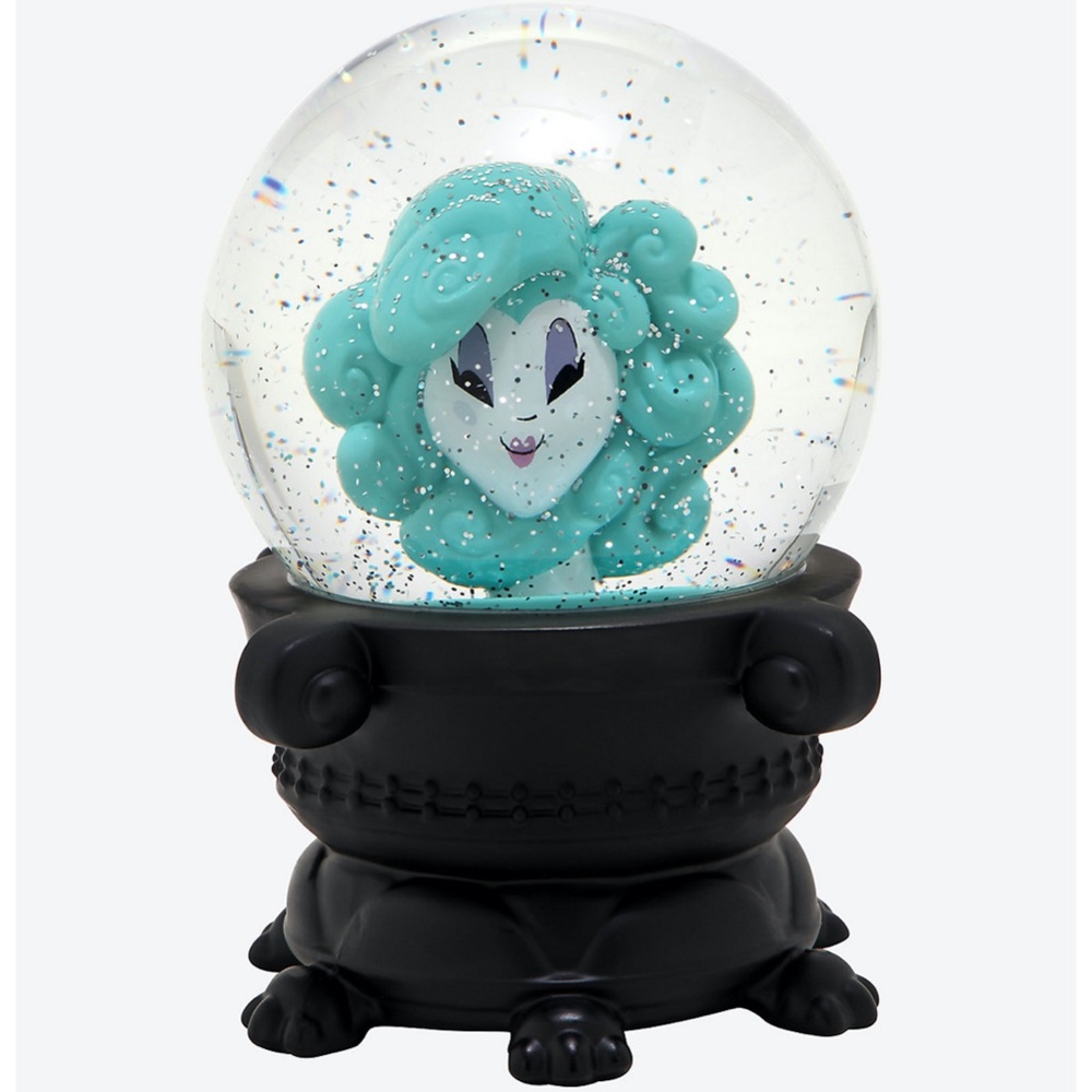 NWT Madame Leota LED Snow Globe